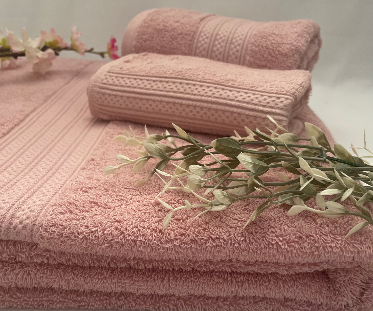 Couture - Bargain Bonanza (1 Bath Sheet, 1 Hand Towel, 1 Face Washer)