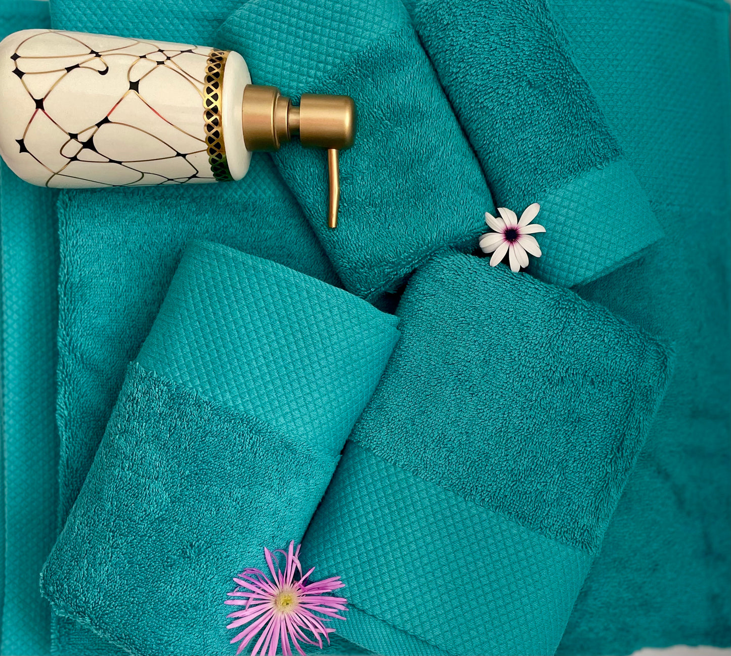 Premier - Towel Treats (1 Bath Sheet, 1 Hand Towel, 1 Face Washer)